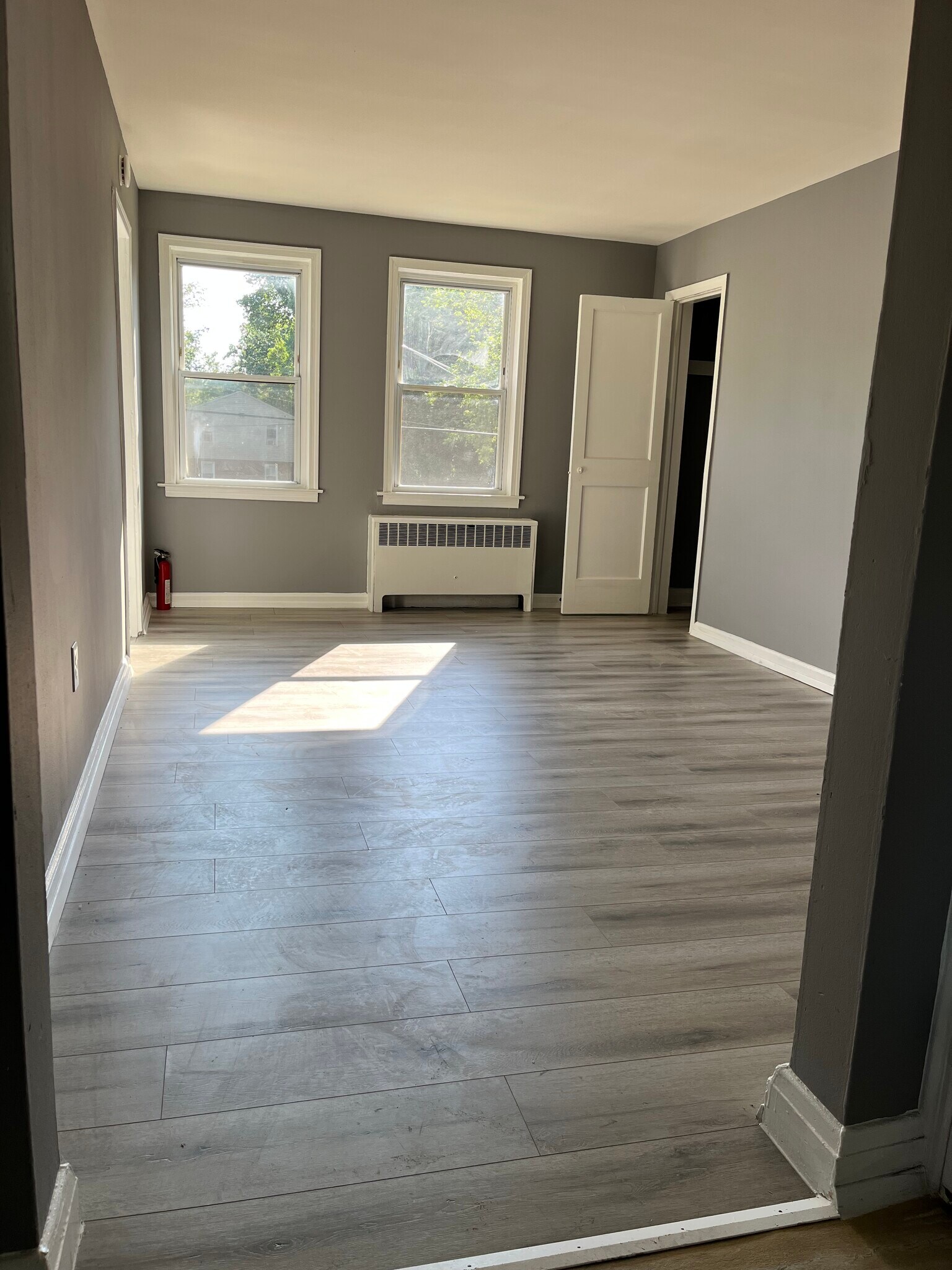 Living space - 3001 Lawina Rd