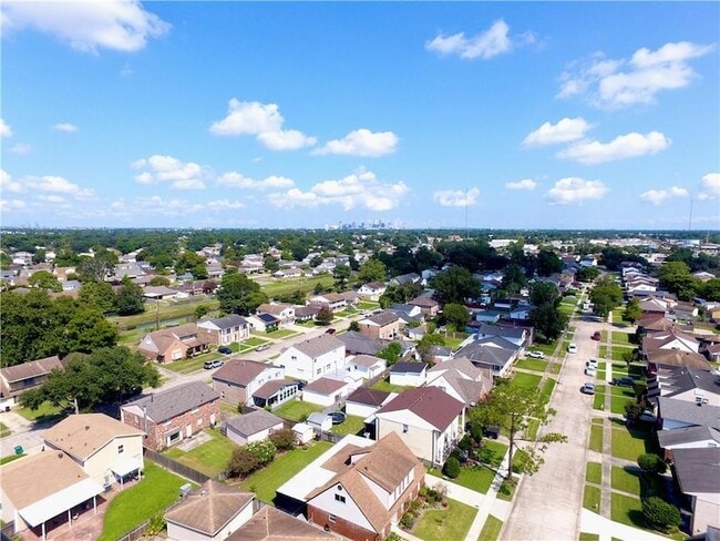 Building Photo - 316 Bienville Dr