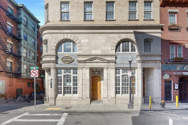 Building Photo - 100 Salem St