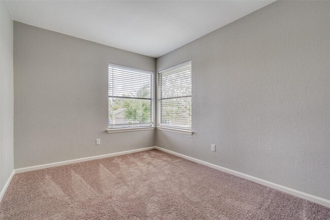 Building Photo - 2301 Claudia June Ave