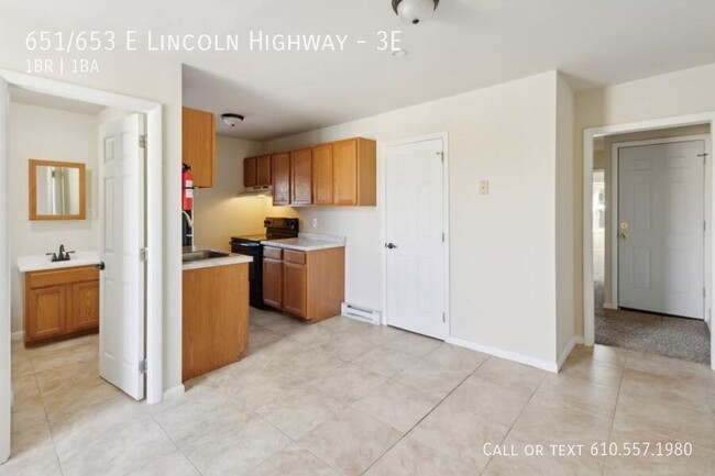 Building Photo - 651/653 E Lincoln Highway-3E