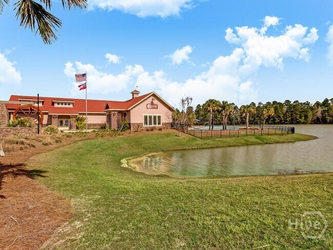Building Photo - 83 Crystal Lake Dr