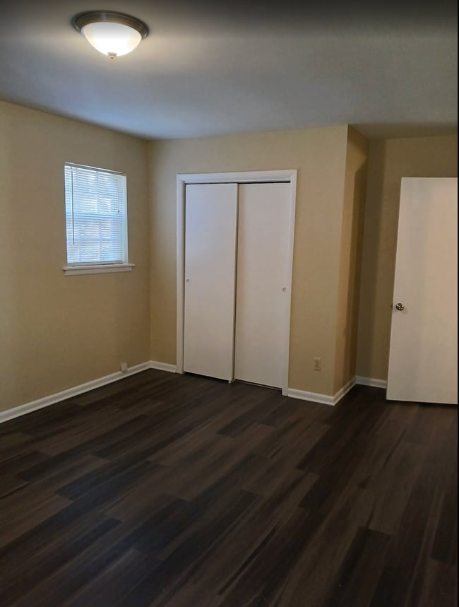 Building Photo - MOVE IN READY! NOW AVAILABLE!!! $0 SECURIT...