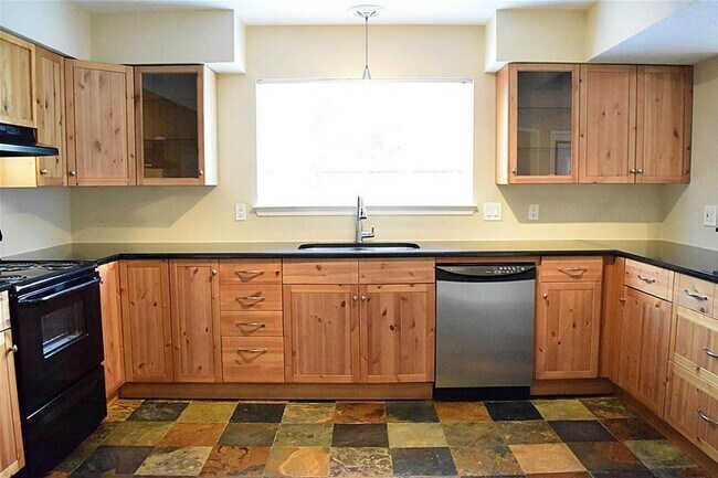 Building Photo - 4406 Owens Creek Ln