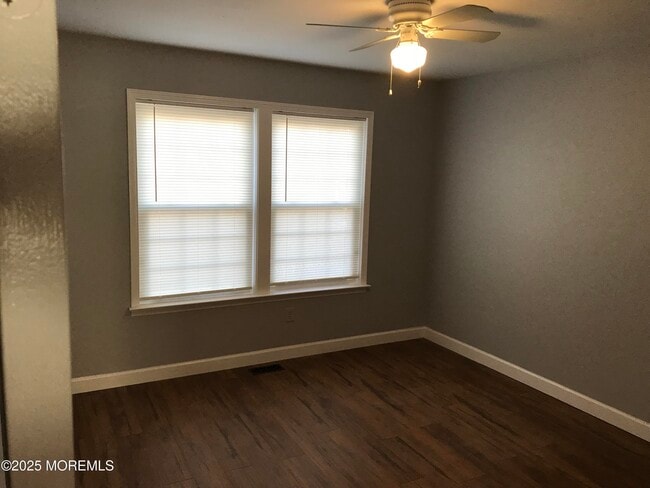 Building Photo - 15B Andrew Jackson Ct
