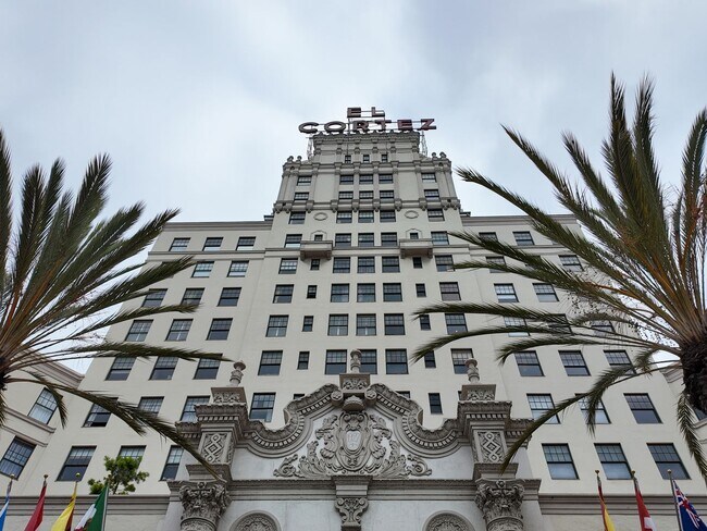 Building Photo - Historic El Cortez Luxury Condo Downtown San Diego