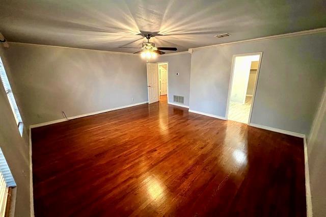 Building Photo - 2752 Peach Dr