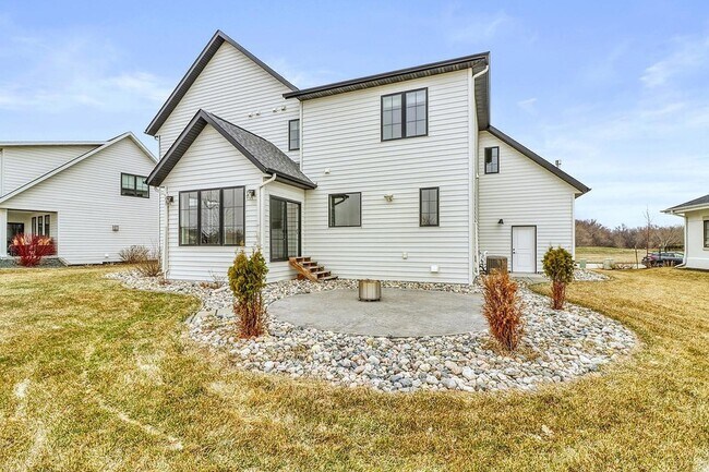 Building Photo - 2439 River's Bend Dr E