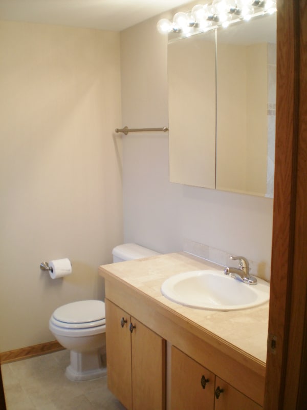 Building Photo - 6100 S Woodlawn Ave