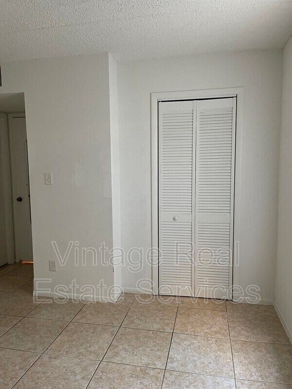 Building Photo - 1303 83rd Ave N