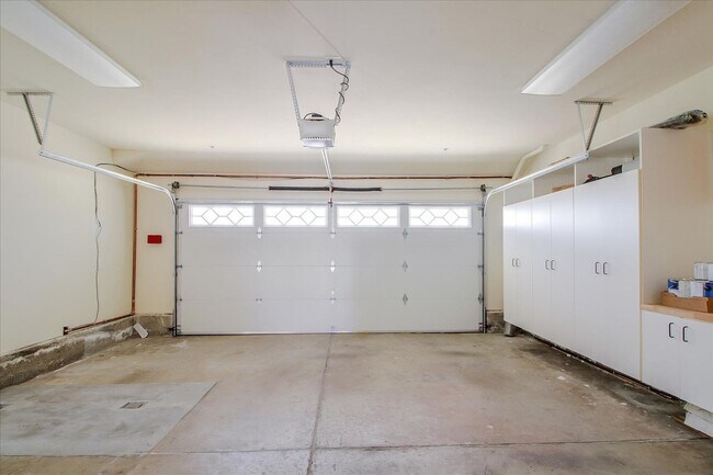 Building Photo - Beautiful Home For Rent in Cupertino with Solar, Pool and Sauna Coming Soon!