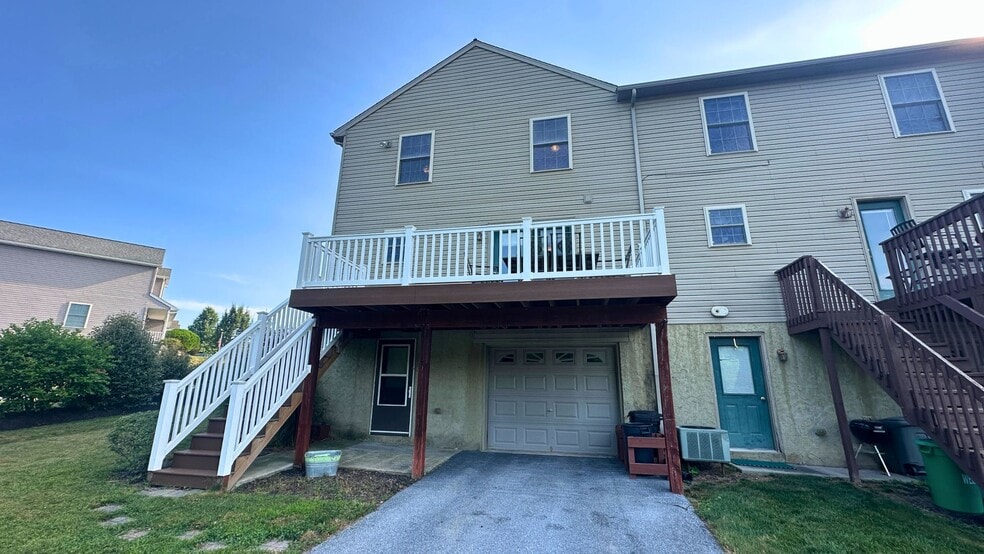 Building Photo - 71 Gable Dr