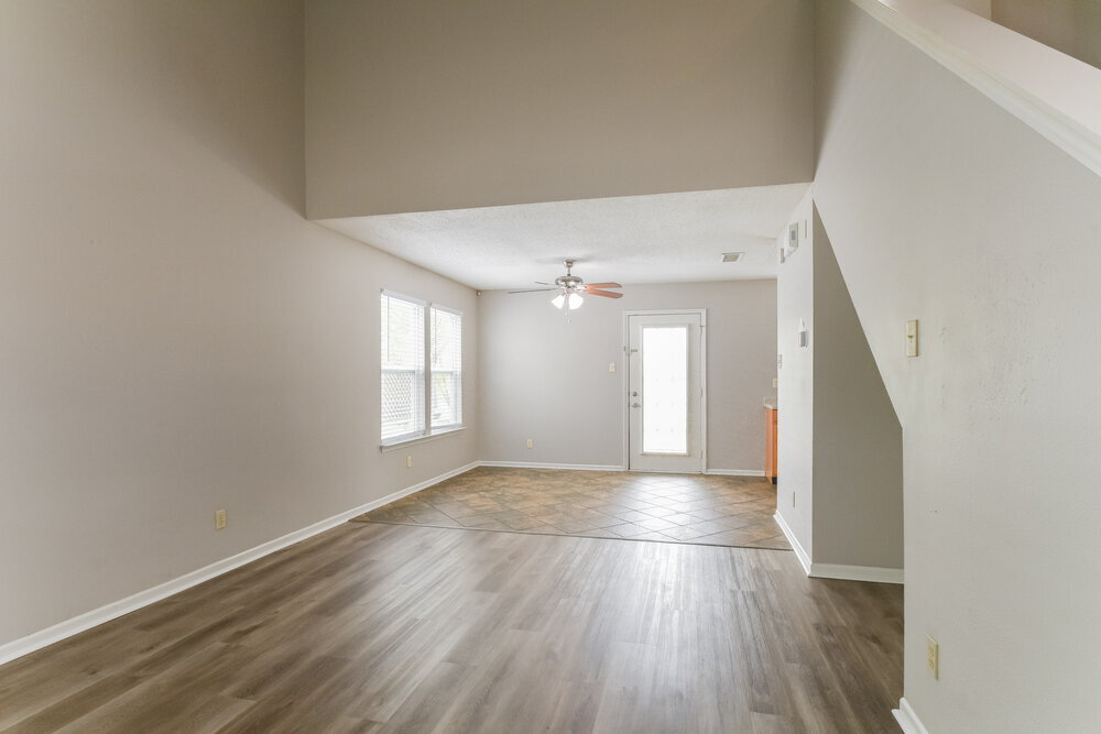 Building Photo - 2150 Summer Breeze Way