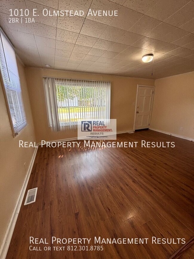 Building Photo - 1010 E Olmstead Ave