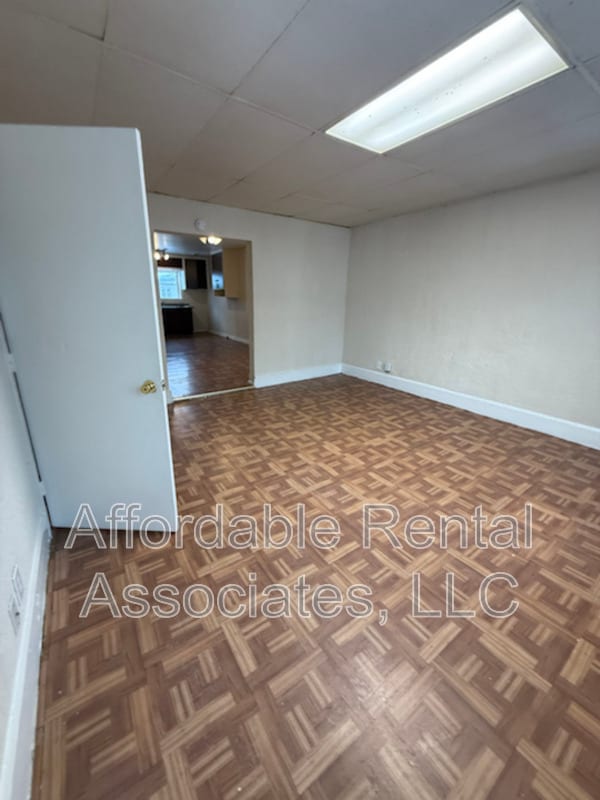 Building Photo - 1947 S 11th St