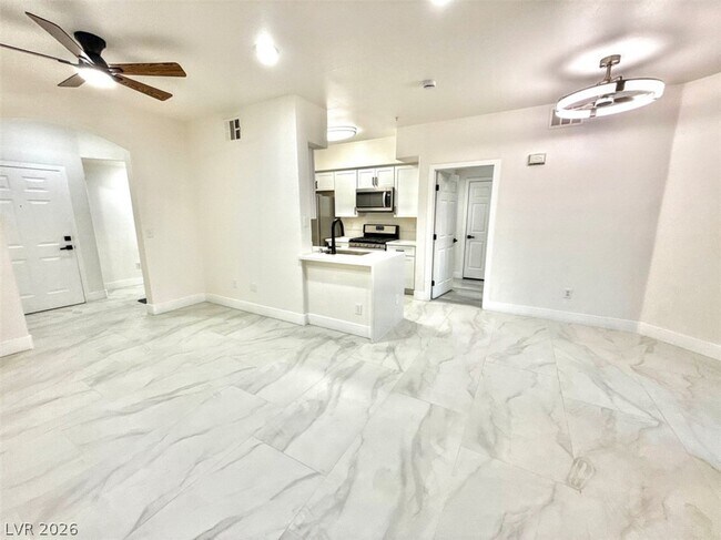 Building Photo - 7167 S Durango Dr