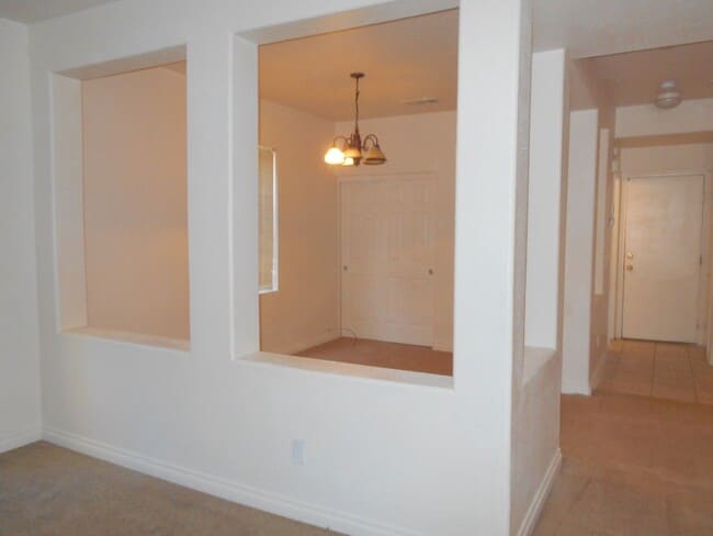 Building Photo - Stunning 4 Bedroom Home in North Las Vegas!