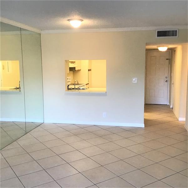 Building Photo - 3050 NW 42nd Ave