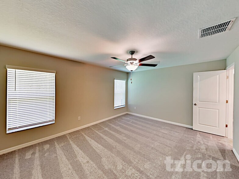 Building Photo - 1614 Broad Winged Hawk Dr