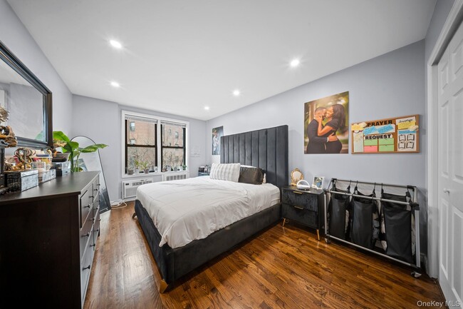 Building Photo - 58-03 Calloway St