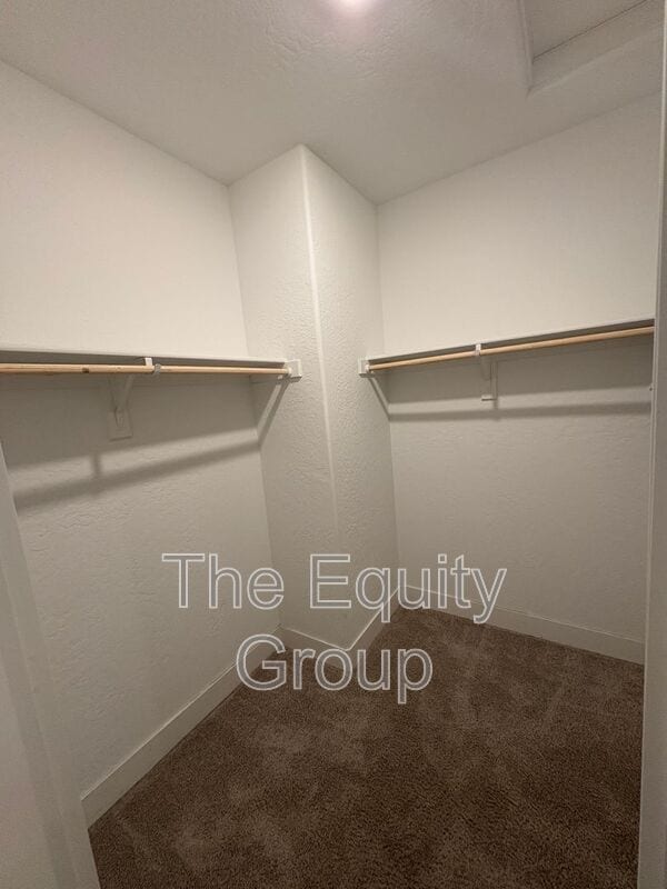 Building Photo - 217 E Tyler Ave