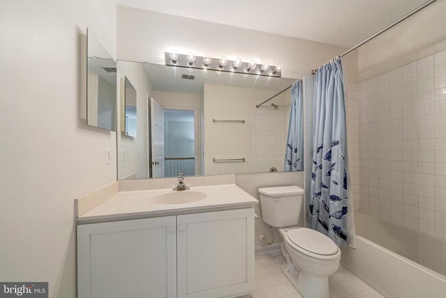 Building Photo - 13961 Gill Brook Ln