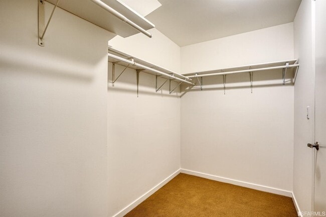 Building Photo - 3264 Market St