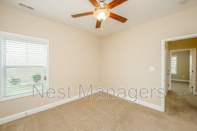 Building Photo - 620 Stonebriar Ave