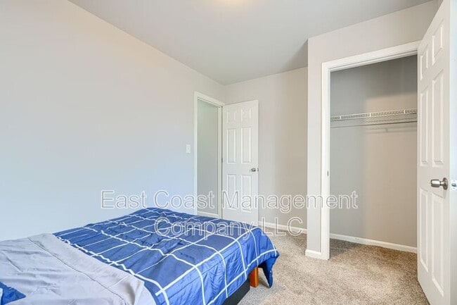 Building Photo - 2308 Jefferson St