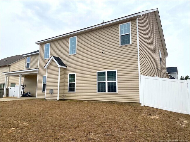 Building Photo - 28 Torrington Ridge