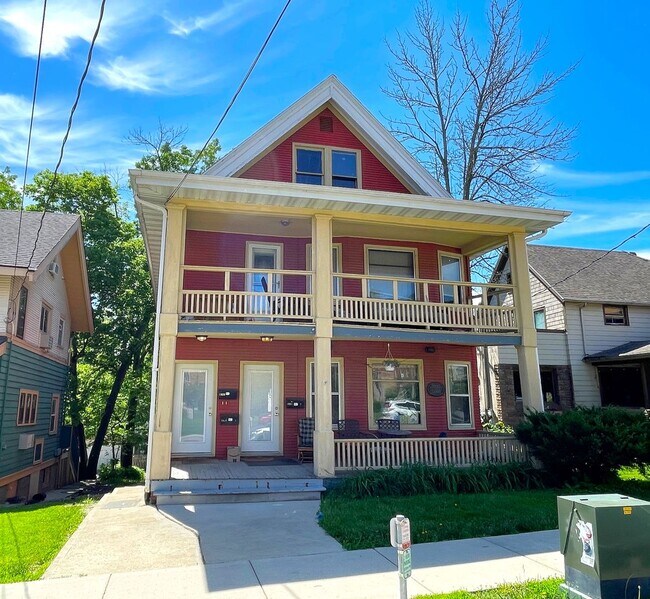 Building Photo - 1623/25 Monroe St.