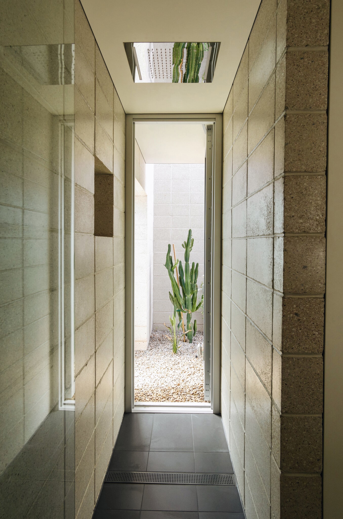 Building Photo - 818 W McKinley St