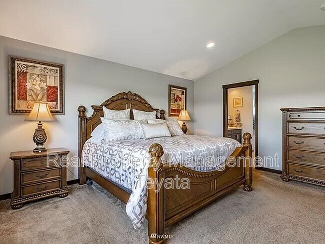 Building Photo - 4352 Castlerock Dr