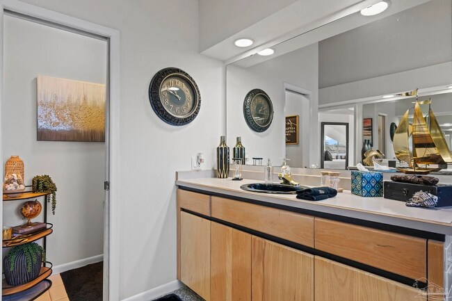 Building Photo - Custom-Built Waterfront Home