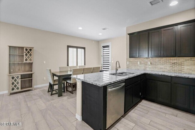 Building Photo - 12931 Terrington Ave