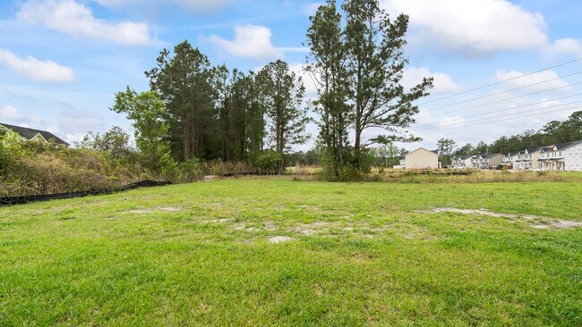 Building Photo - Marshall Farm Townhome