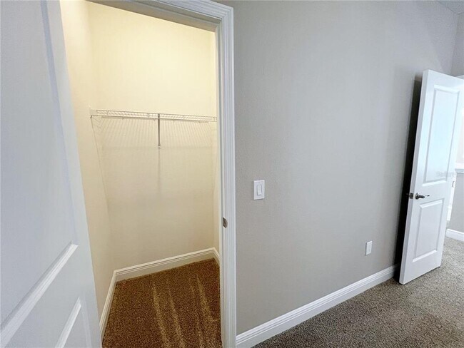 Building Photo - 14111 Frasier St