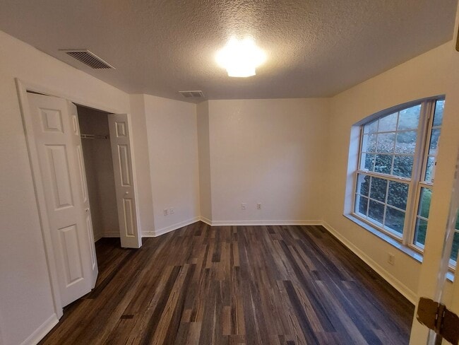 Building Photo - 8151 SW 128 LOOP