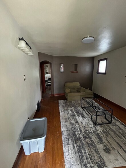 Building Photo - 4719 Plover Ave
