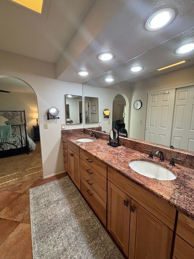 Building Photo - Amazing Views Golf Course Home  in Leisure World a 45+ Active Adult Resort Community. Available s...