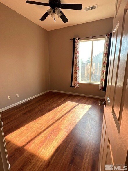 Building Photo - 3340 Sansol Ct