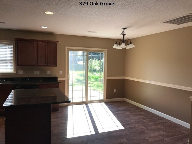 Building Photo - 379 Oak Grove Rd