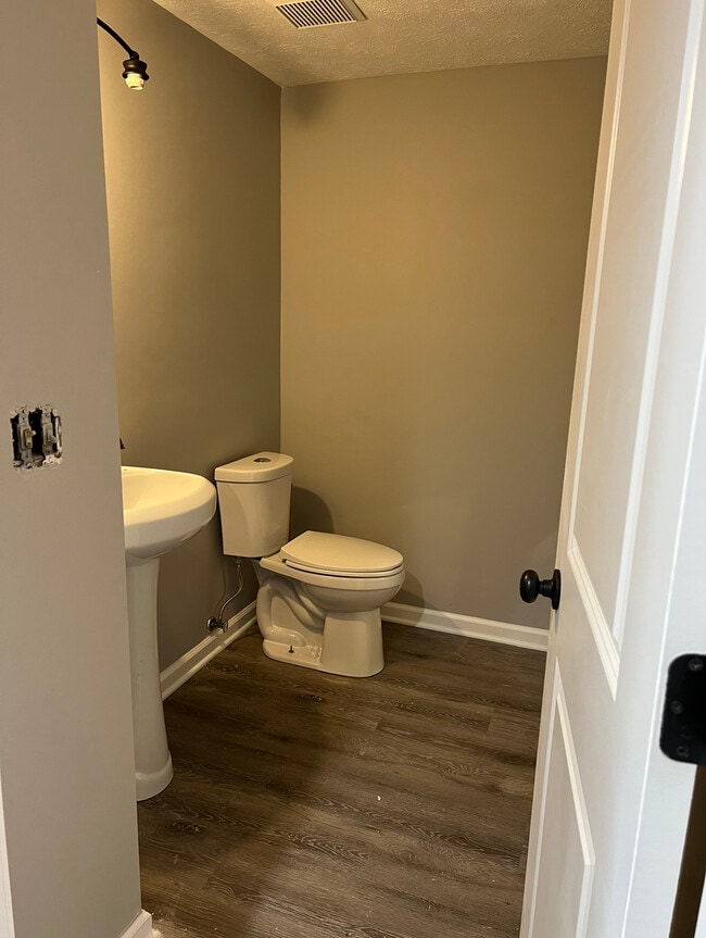 1/2 bath downstairs - 4920 Drayton Rd