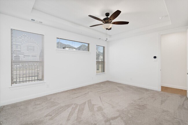 Building Photo - 2600 Chester Dr