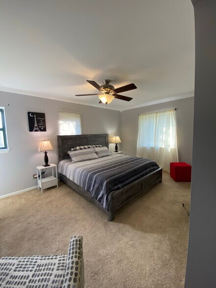 Building Photo - 103 Paladin Dr