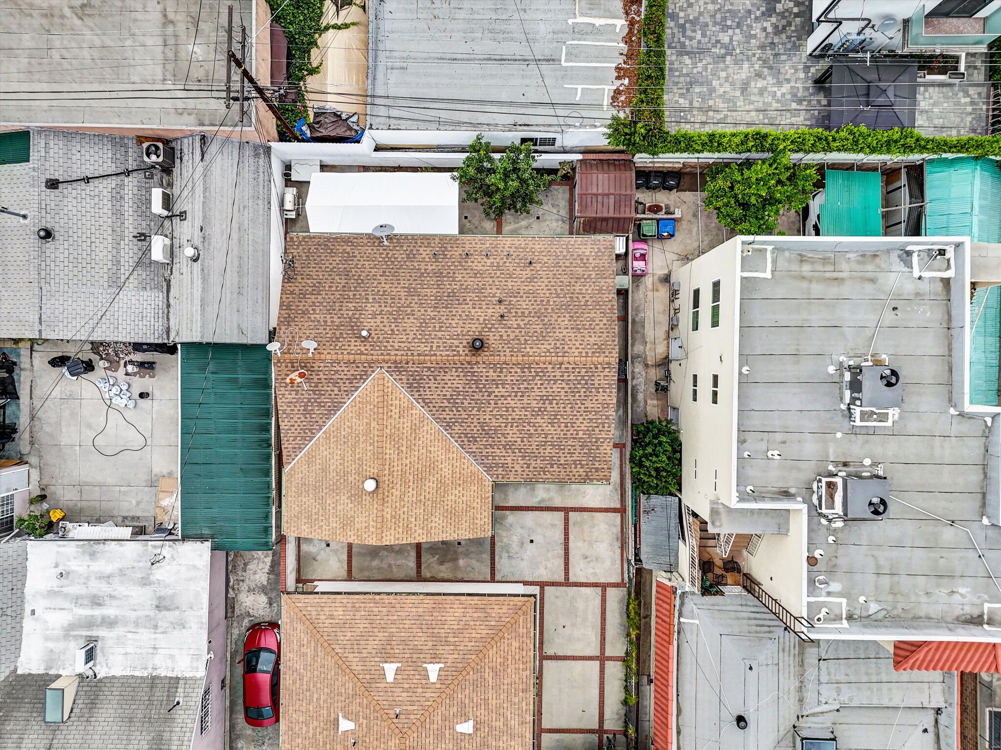 Building Photo - 4421 Prospect Ave