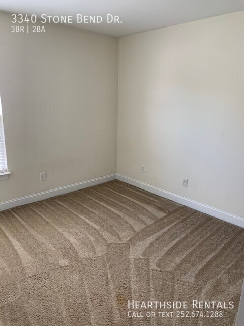 Building Photo - 3340 Stone Bend Dr