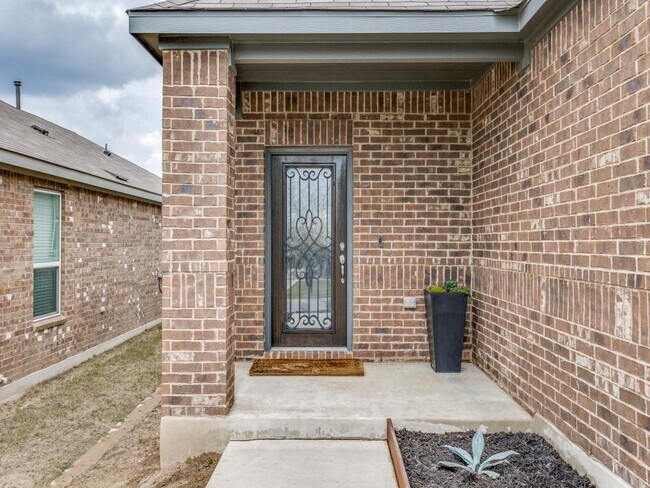 Building Photo - 281 Satsuma Dr