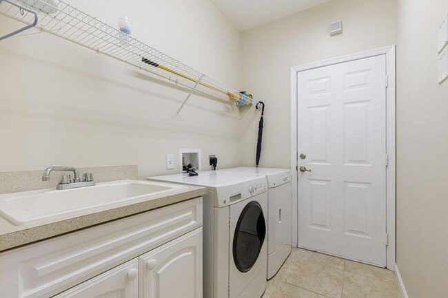 Building Photo - 14716 82nd St N