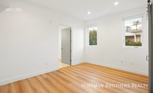 Building Photo - 836 S Shenandoah St